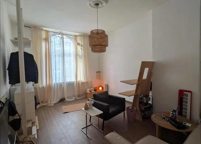 Апартаменты Messe Flat, Vintage Style Home, Perfect Location *